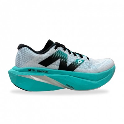  New Balance FuelCell Supercomp Trainer v3