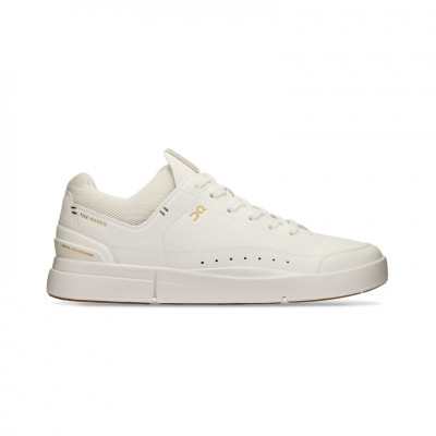 sneaker On THE ROGER Centre Court