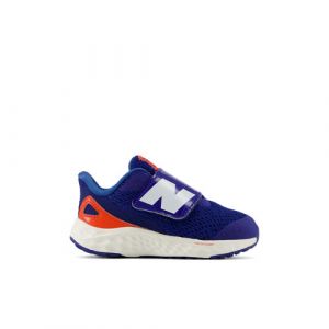 New Balance Bambino Fresh Foam Arishi v4 Hook and Loop in Blu/Rossa/Grigio