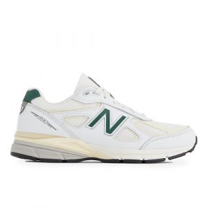 New Balance Unisex Made in USA 990v4 in Beige/Verde