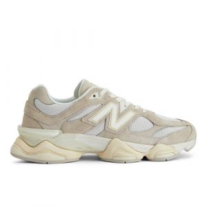 New Balance Unisex 9060 in Bianca/Beige/Giallo/Arancia