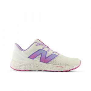 New Balance Bambino Fresh Foam Arishi v4 in Bianca/Viola/Rosa