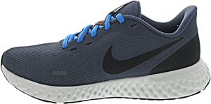 Nike Revolution 5