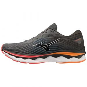 Mizuno Wave Sky 6