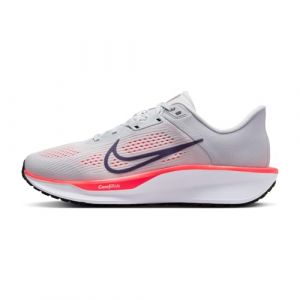 Nike Quest 6