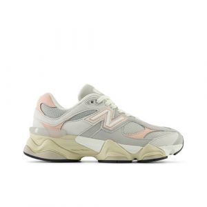 New Balance Bambino 9060 in Grigio/Rosa