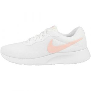 Nike Tanjun