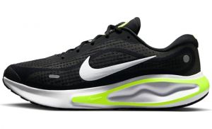 Nike Journey Run Straßenlaufschuh für Herren