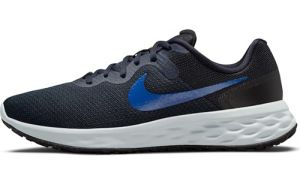 Nike Revolution 6