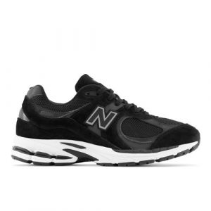 New Balance Men's 2002R in Nero/Grigio/Bianca