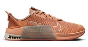 Nike Metcon 9 Flyease - donna - marrone
